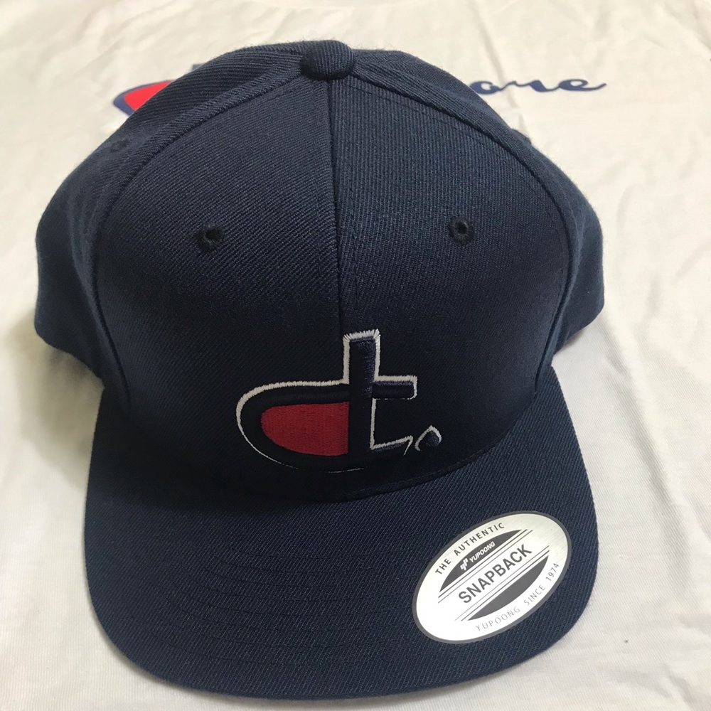 Set Drip More: White T-Shirt+ Dark Blue Cap 🧢 - Picture 3 of 7